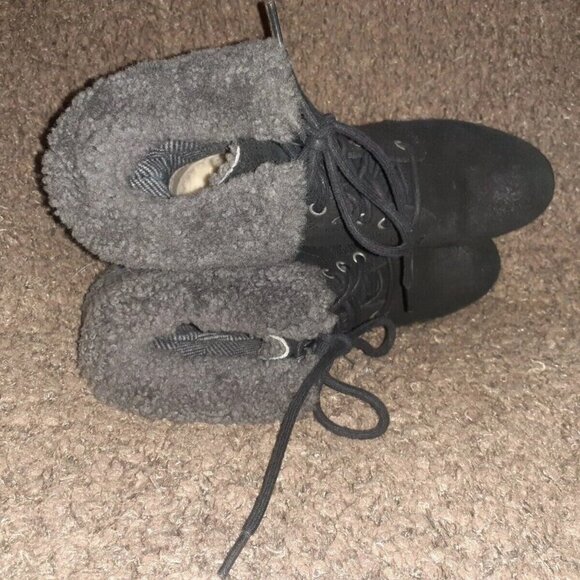 UGG-Zea-Black Suede Leather Shearling Wedge   Lace-Up Boots-Sz 36 - Picture 6 of 7